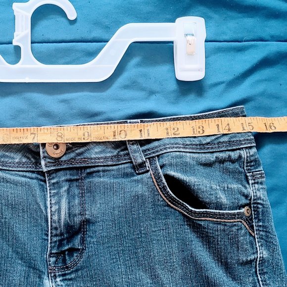 Vintage Glo Skinny Jeans- So perfect! - Picture 12 of 12